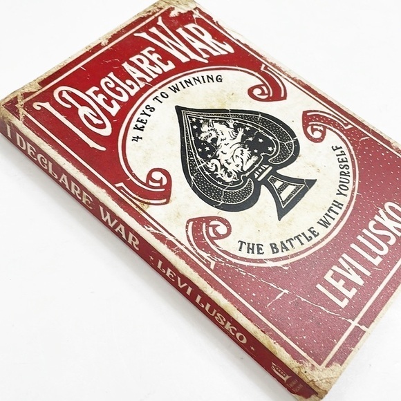 I Declare War by Levi Lusko paperback book - Picture 1 of 4